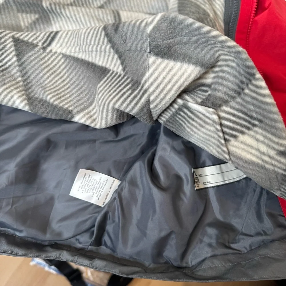 Eddie Bauer Kids Red and Gray winter coat size 14/16